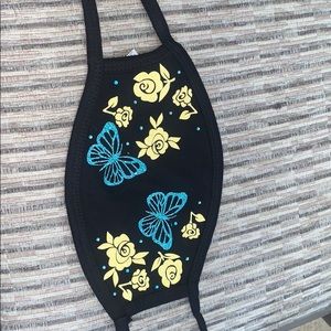 Flowers and Mariposas Face Mask